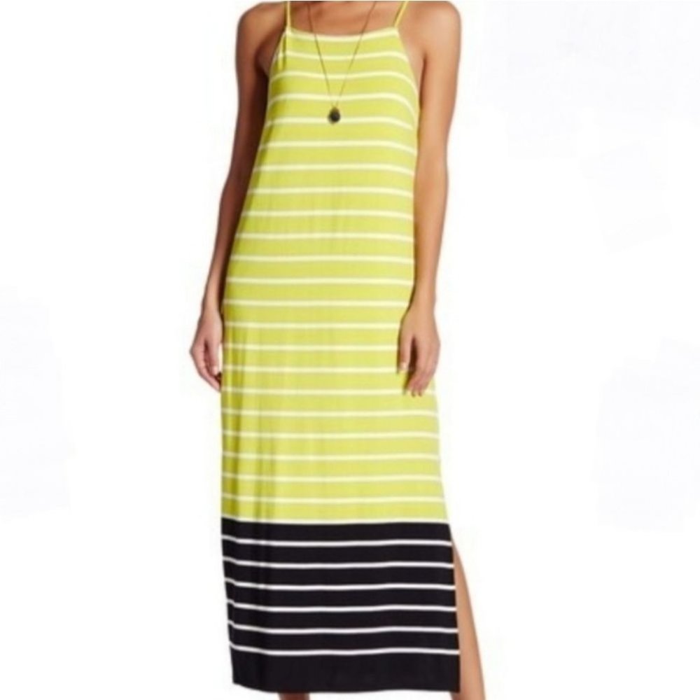 🆕️VINCE CAMUTO STRIPED MAXI DRESS